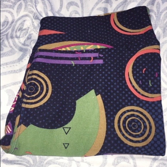 LuLaRoe Pants - NWOT LuLaRoe TC Leggings
